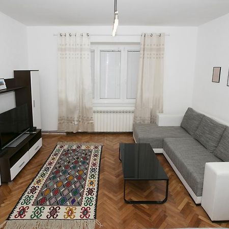 Downtown 3 Bedroom Apartment Sarajevo Buitenkant foto