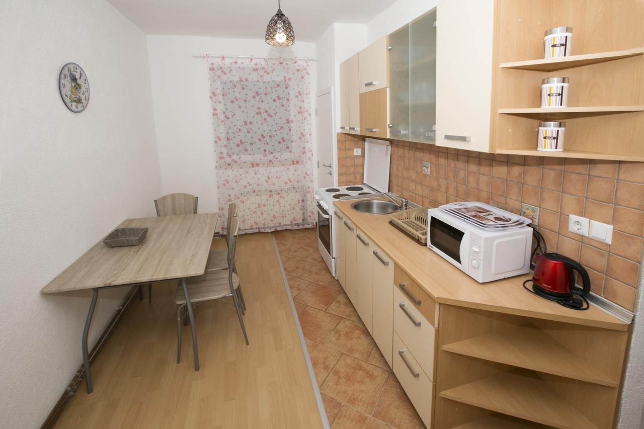 Downtown 3 Bedroom Apartment Sarajevo Buitenkant foto